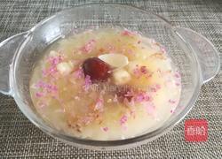 玫瑰银耳羹的做法图解1