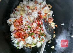 五彩蛋炒饭的做法图解6