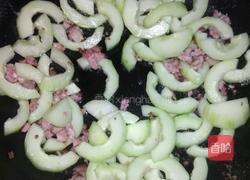 青瓜炒梅菜肉馅的做法图解4
