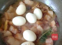红烧肉闷鸡蛋的做法图解16