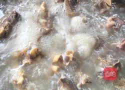 腊猪蹄烧牛排骨的做法图解2