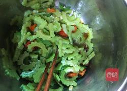 凉拌苦瓜的做法图解9