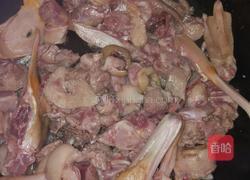 柠檬焖鸭的做法图解1