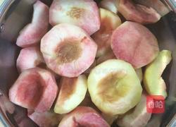 鲜桃罐头的做法图解2