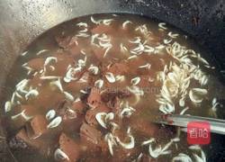 猪血油条虾米汤的做法图解3