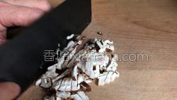 香菇肉糜饭的做法图解1