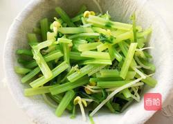 芹菜拌黄豆芽的做法图解7