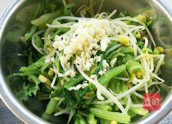 芹菜拌黄豆芽的做法图解8