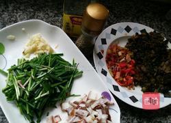 腊肉 酸菜面条的做法图解1