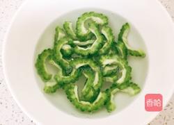 橙蜜苦瓜排毒水的做法图解2