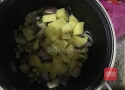 鸡胸肉闷饭的做法图解7