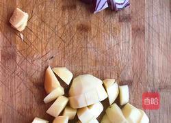 俄式土豆烧牛肉的做法图解2