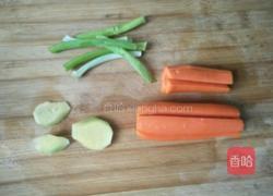 胡萝卜排骨汤的做法图解3