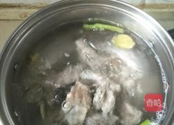 胡萝卜排骨汤的做法图解8