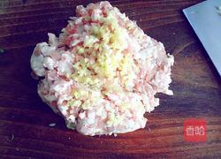 小葱猪肉馄饨馅的做法图解2