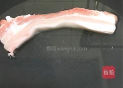 韩式五花肉炒辣白菜的做法图解1