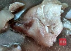 电饭锅酱油猪脚的做法图解3