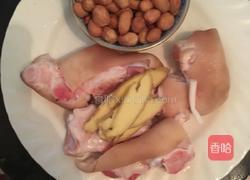 花胶猪脚花生汤的做法图解3