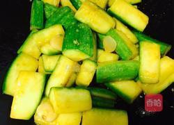 蒜香云南小瓜的做法图解7