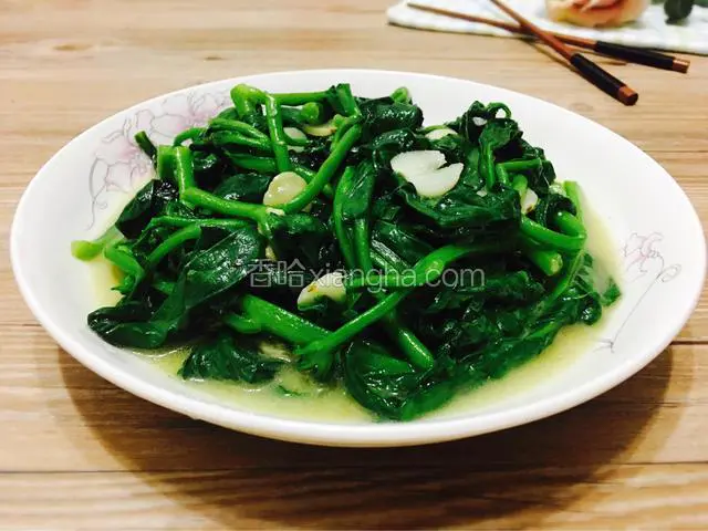 腐乳木耳菜