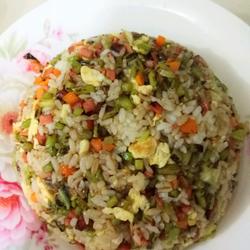 什锦蛋炒饭的做法[图]