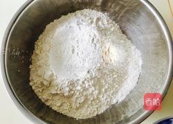 椒香花卷的做法图解1