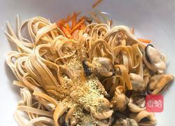 凉拌千层淡菜肉的做法图解2