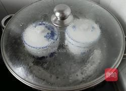 原盅炖乳鸽石斛虫草花汤的做法图解4