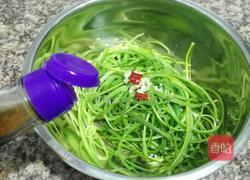 凉拌手撕蒜苔的做法图解9