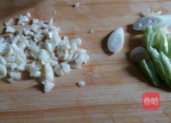 蒜蓉土豆丝的做法图解2