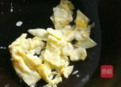 什锦炒饭的做法图解3