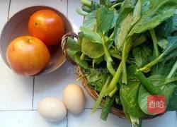 番茄鸡蛋青菜汤的做法图解1