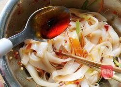 杂蔬拌凉皮的做法图解9