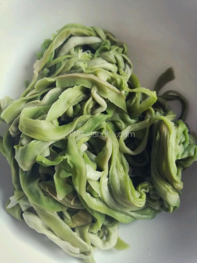 挤干。