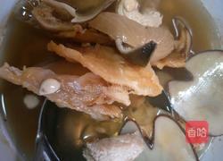 鳄鱼瘦肉汤的做法图解5