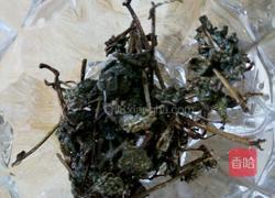 密炼菊花荷叶夏枯草茶的做法图解3