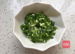 酸菜油滋了馅的做法图解3