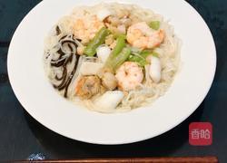 蒜香海鲜面的做法图解11