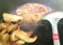 洋葱炒五花肉的做法图解3