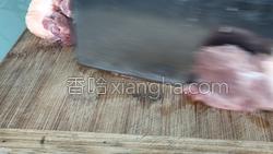 啤酒香猪肉的做法图解1