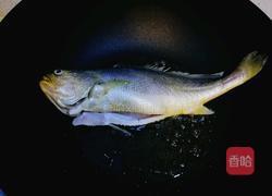 黄鱼豆腐汤的做法图解2