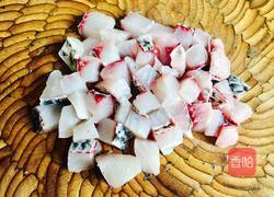 干煸草鱼的做法图解2