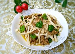 海鲜菇炒肉片