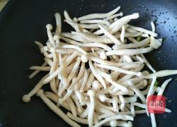 海鲜菇炒肉片的做法图解10