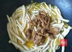 海鲜菇炒肉片的做法图解11