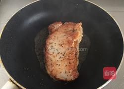 西冷牛排配芦笋袖珍菇的做法图解9