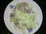 青瓜炒瘦肉的做法[图]