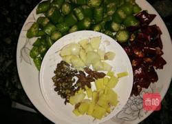 辣子鸡丁的做法图解4