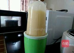 菠萝果粒汁的做法图解2