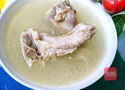 排骨浓汤的做法图解1